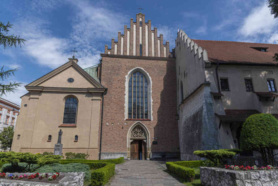Polonia - Cracovia 102 - basílica de San Francisco de Asís.jpg